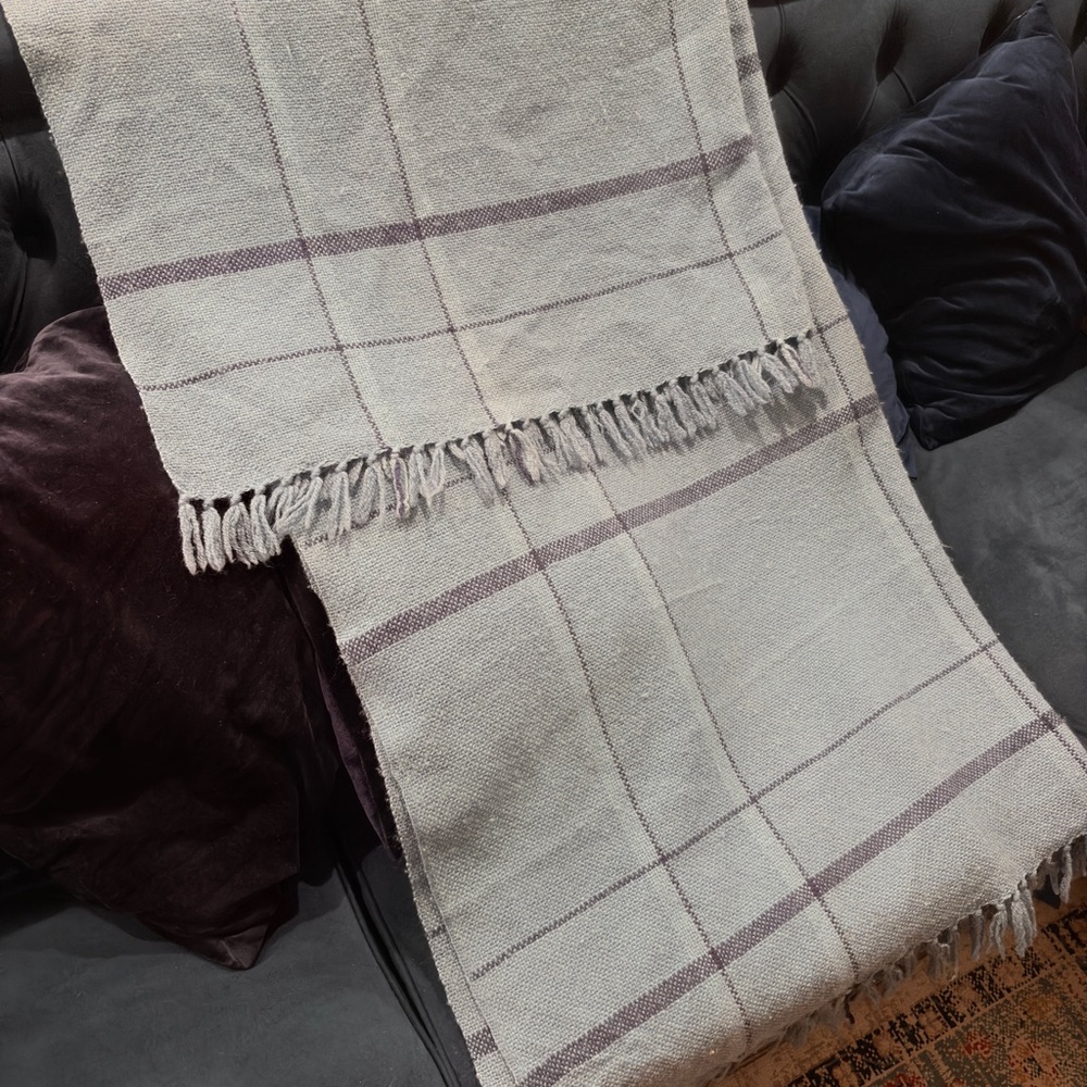 The Three Weavers Virgin Wool Vintage Blanket Handmade in USA - Picture 5 of 7